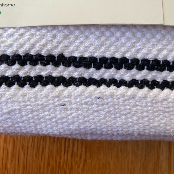 Caravan Home Diamond Woven Rug - Picture 8 of 10